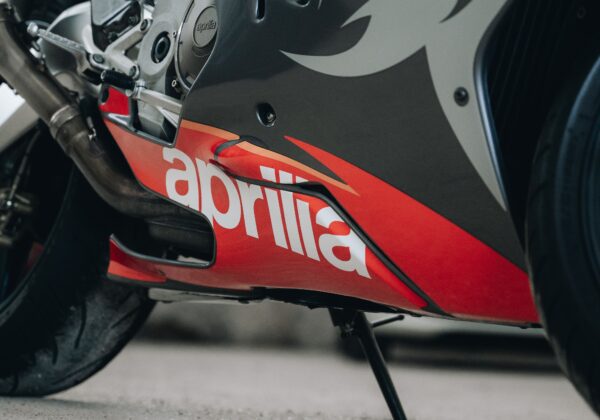 aprilia motorcycle image